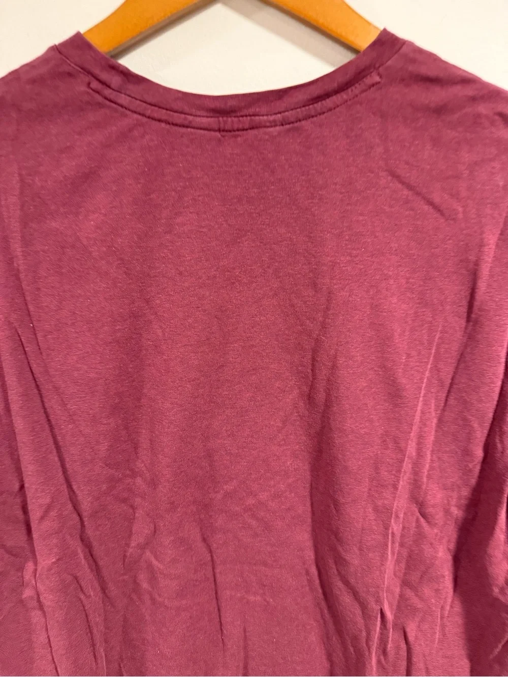 Banana Republic Mens Lux Touch Performance Maroon T Shirt SZ XL